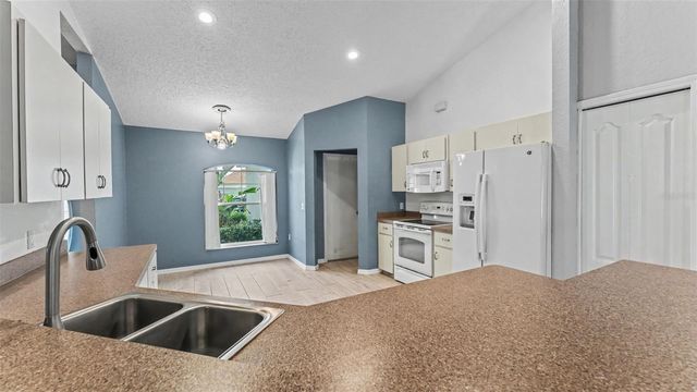 8202 WESTMONT TERRACE DRIVE, Lakeland, FL 33810