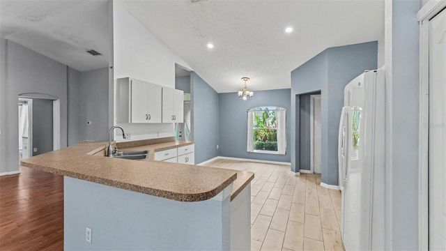8202 WESTMONT TERRACE DRIVE, Lakeland, FL 33810