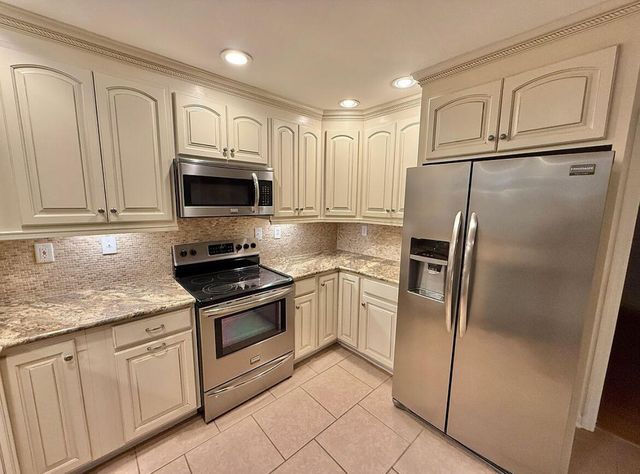 102 Bay Hill Court, Georgetown, KY 40324