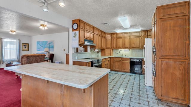 917 Bee Court, Socorro, NM 87801