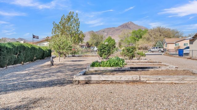 917 Bee Court, Socorro, NM 87801