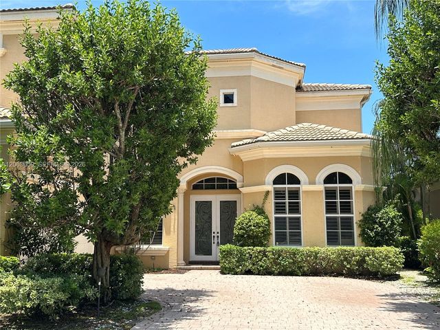 138 Tranquilla Dr, Palm Beach Gardens, FL 33418