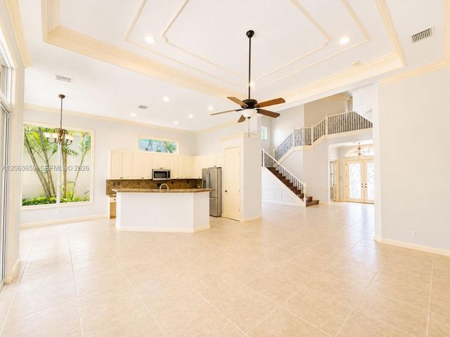 138 Tranquilla Dr, Palm Beach Gardens, FL 33418