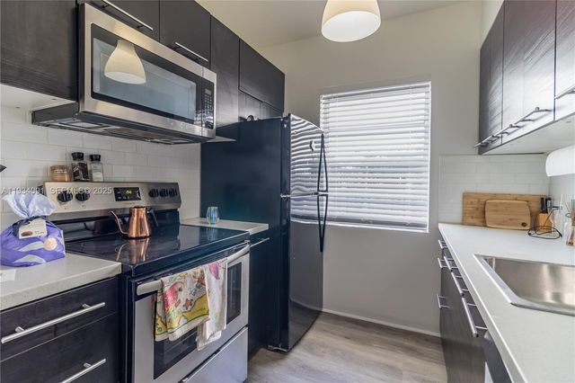 1051 Michigan Ave 1, Miami Beach, FL 33139