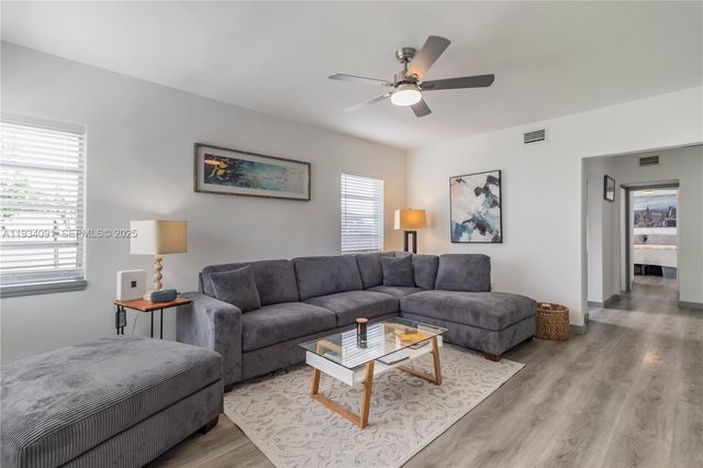 1051 Michigan Ave 1, Miami Beach, FL 33139