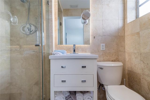 1051 Michigan Ave 1, Miami Beach, FL 33139