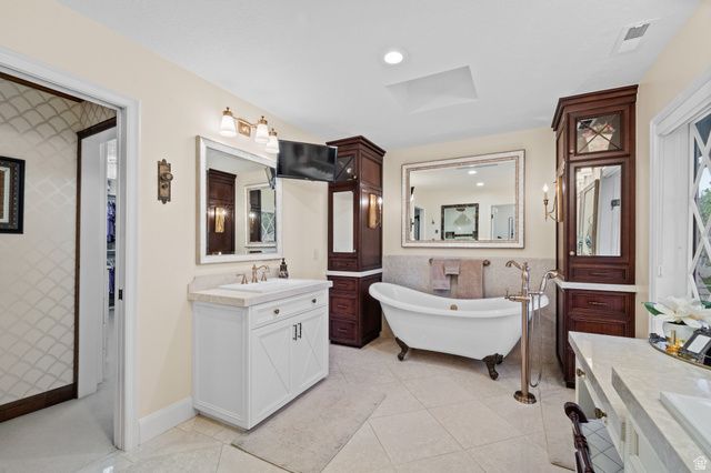 5105 W OLD OAK LN, Highland, UT 84003