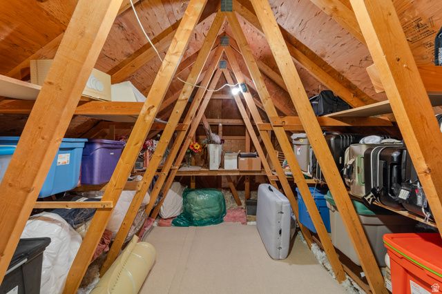 5105 W OLD OAK LN, Highland, UT 84003