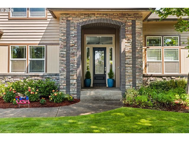 3489 RIVERPLACE Dr, Eugene, OR 97401