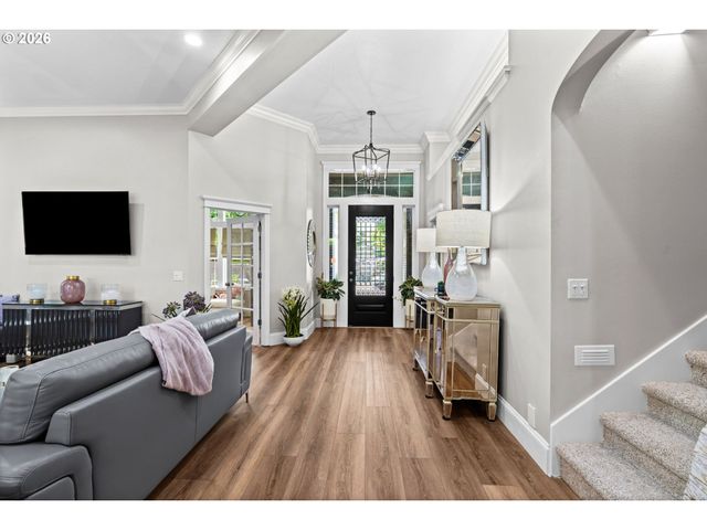 3489 RIVERPLACE Dr, Eugene, OR 97401
