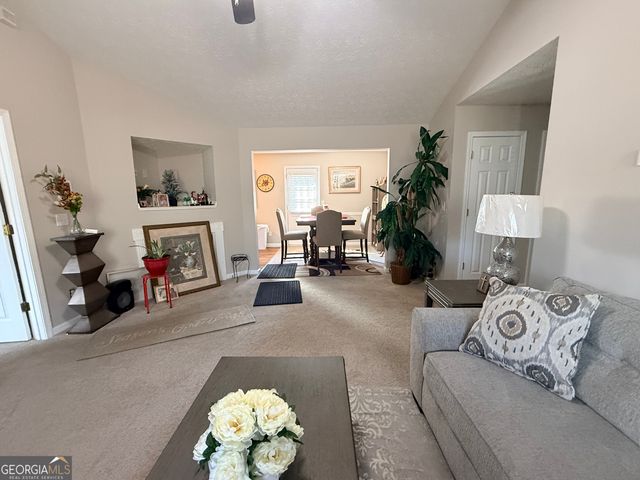 143 Kirts Ridge, Jackson, GA 30233