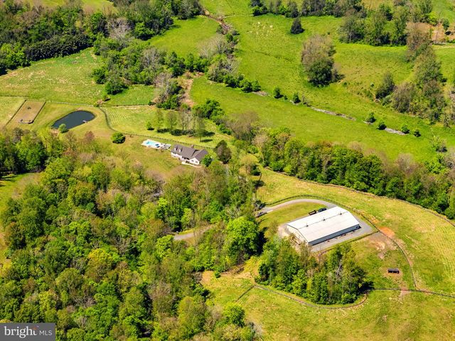 7312 OAK LN, Marshall, VA 20115