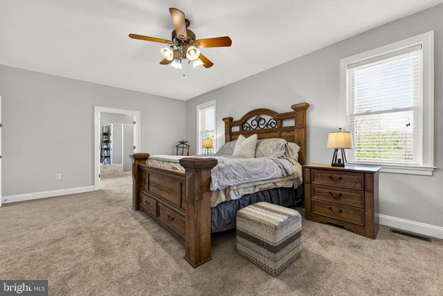 7312 OAK LN, Marshall, VA 20115