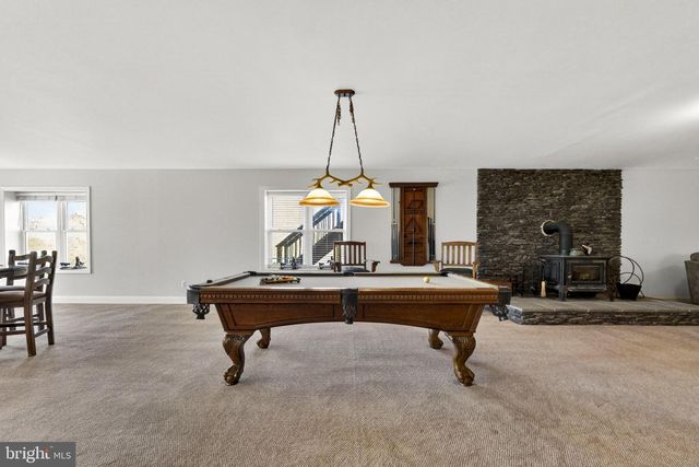 7312 OAK LN, Marshall, VA 20115