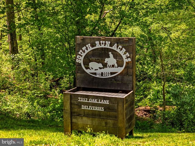 7312 OAK LN, Marshall, VA 20115