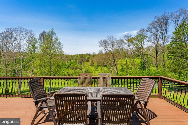 7312 OAK LN, Marshall, VA 20115