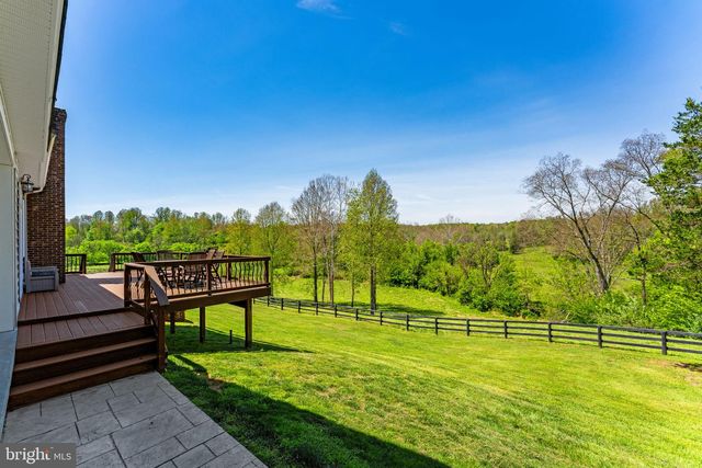 7312 OAK LN, Marshall, VA 20115
