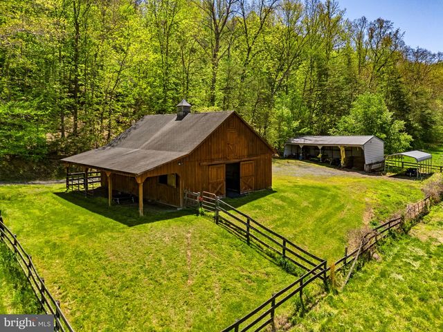 7312 OAK LN, Marshall, VA 20115