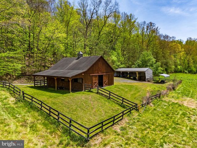 7312 OAK LN, Marshall, VA 20115