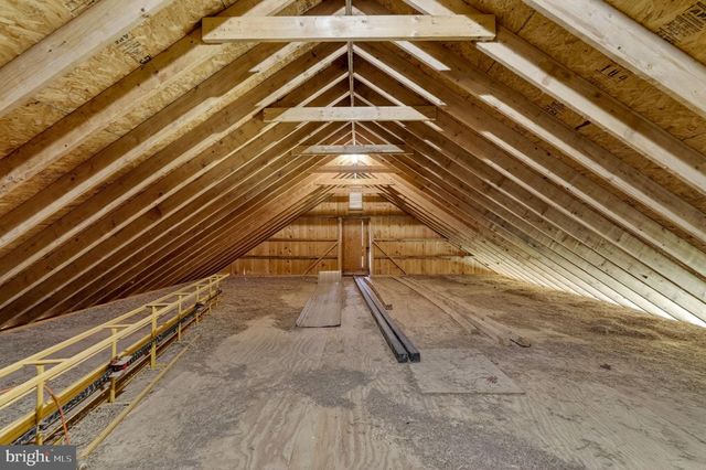 7312 OAK LN, Marshall, VA 20115