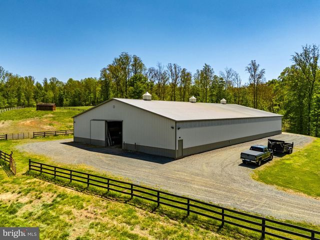 7312 OAK LN, Marshall, VA 20115