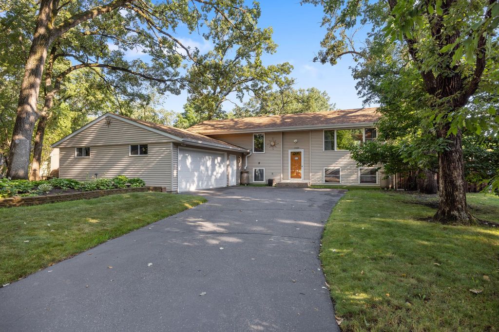11030 135th Circle N, Champlin, MN 55316