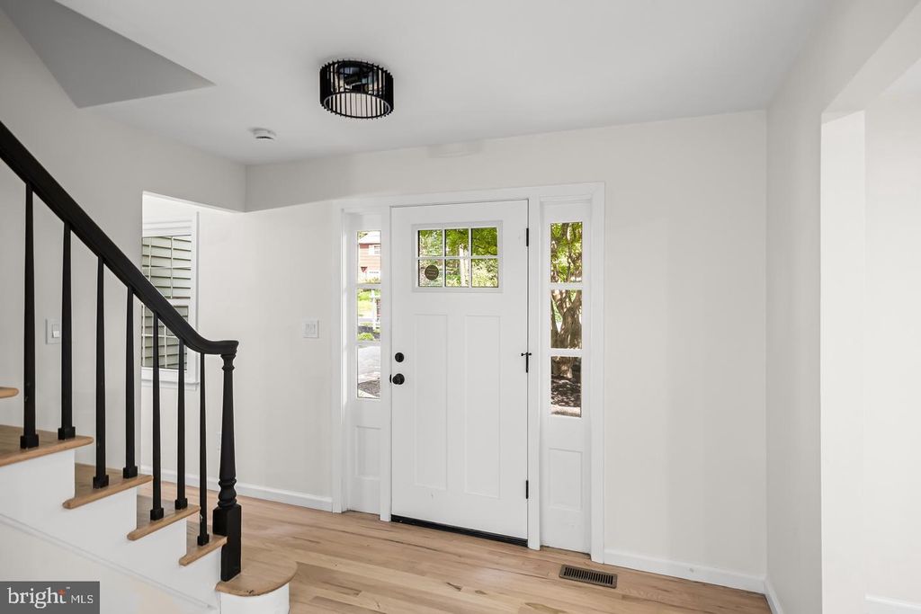9 PIN OAK, LAWRENCE TOWNSHIP, NJ 08648 — photo 5