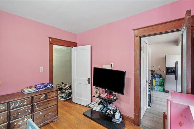 2215 Elizabeth Avenue, Kansas City, KS 66102