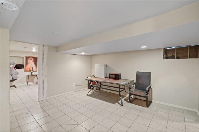 2215 Elizabeth Avenue, Kansas City, KS 66102