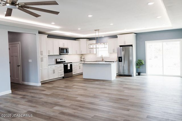 775 VINE DRIVE, Holts Summit, MO 65043