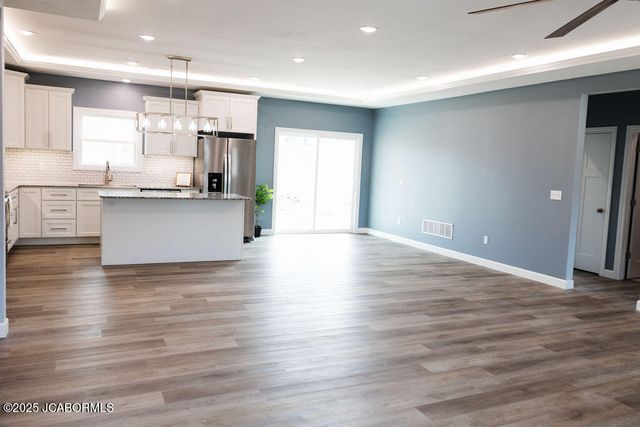 775 VINE DRIVE, Holts Summit, MO 65043