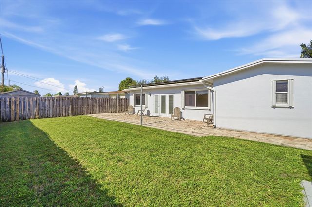 9310 NW 26th Street, Sunrise, FL 33322