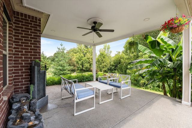 108 Gulfstream Dr, Gallatin, TN 37066