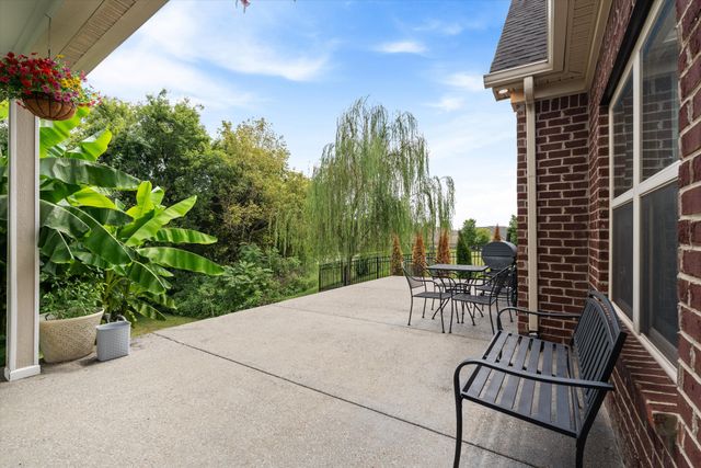 108 Gulfstream Dr, Gallatin, TN 37066