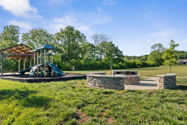 108 Gulfstream Dr, Gallatin, TN 37066