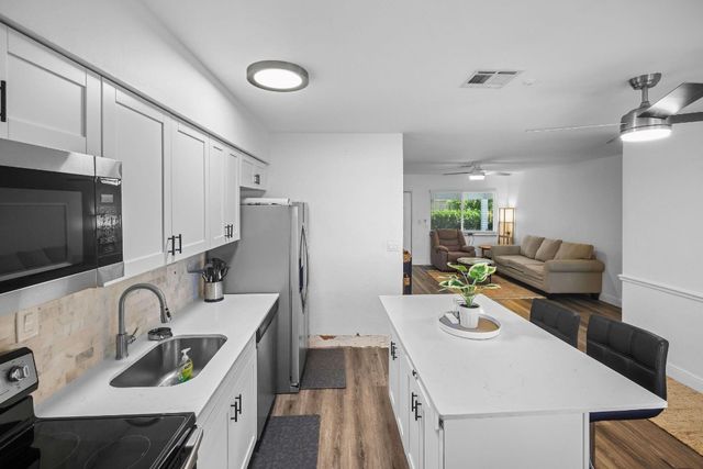 3761 NE 14th Avenue, Pompano Beach, FL 33064