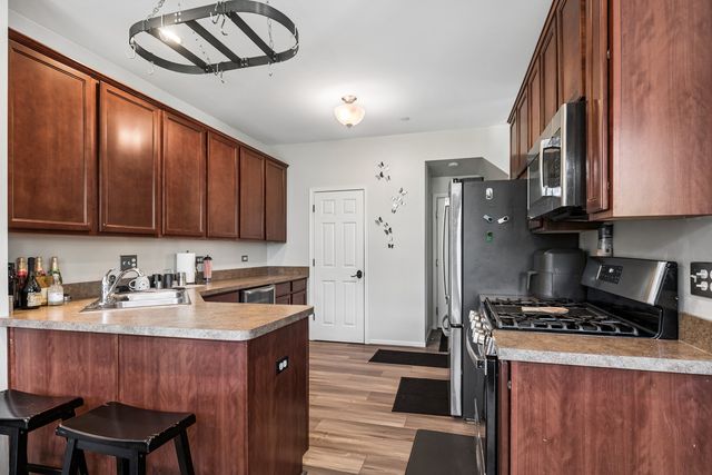 205 Portage Lane A, Yorkville, IL 60560