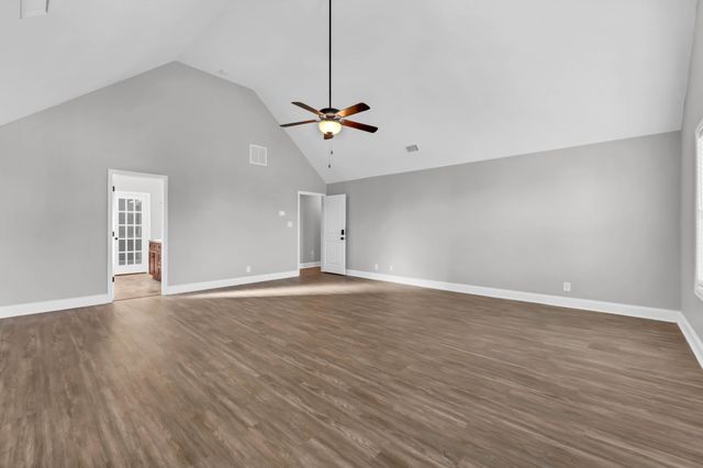 971 Cherry Blossom Ln, Clarksville, TN 37040