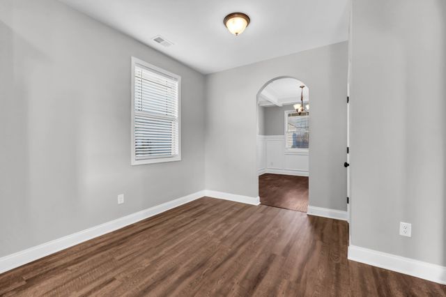 971 Cherry Blossom Ln, Clarksville, TN 37040