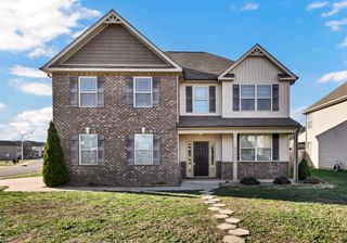 971 Cherry Blossom Ln, Clarksville, TN 37040