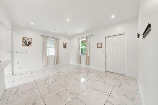 133 SW 22nd Terrace, Fort Lauderdale, FL 33312