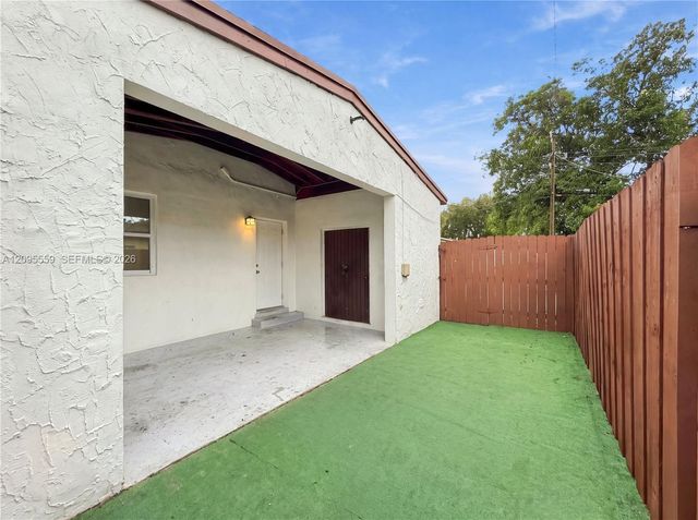 133 SW 22nd Terrace, Fort Lauderdale, FL 33312