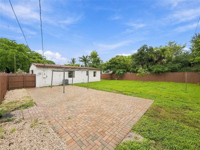 133 SW 22nd Terrace, Fort Lauderdale, FL 33312