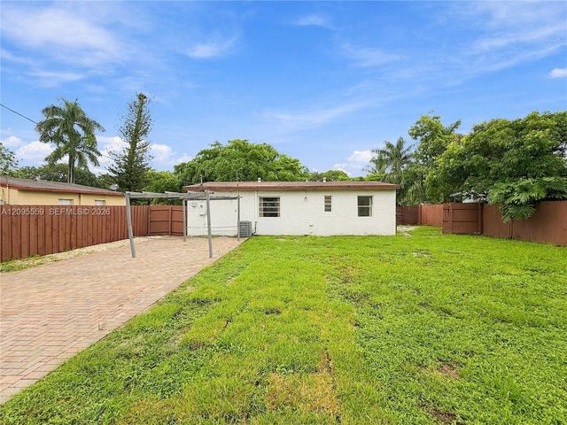 133 SW 22nd Terrace, Fort Lauderdale, FL 33312