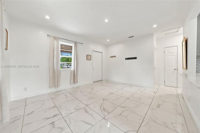 133 SW 22nd Terrace, Fort Lauderdale, FL 33312