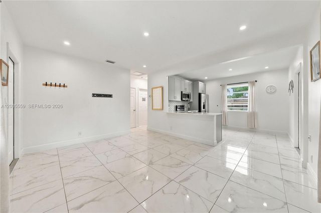133 SW 22nd Terrace, Fort Lauderdale, FL 33312