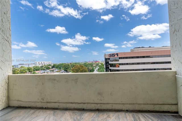 300 NW 42nd Avenue 610, Miami, FL 33126