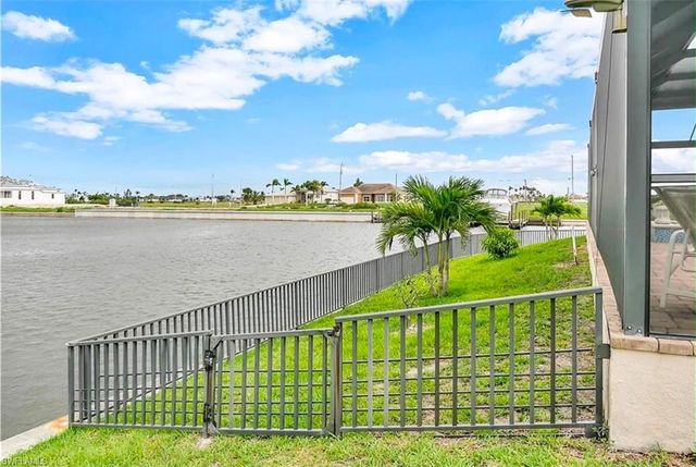 3227 Embers PKWY W, Cape Coral, FL 33993
