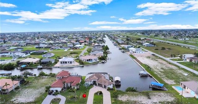 3227 Embers PKWY W, Cape Coral, FL 33993