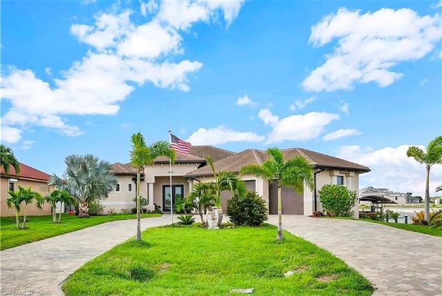 3227 Embers PKWY W, Cape Coral, FL 33993